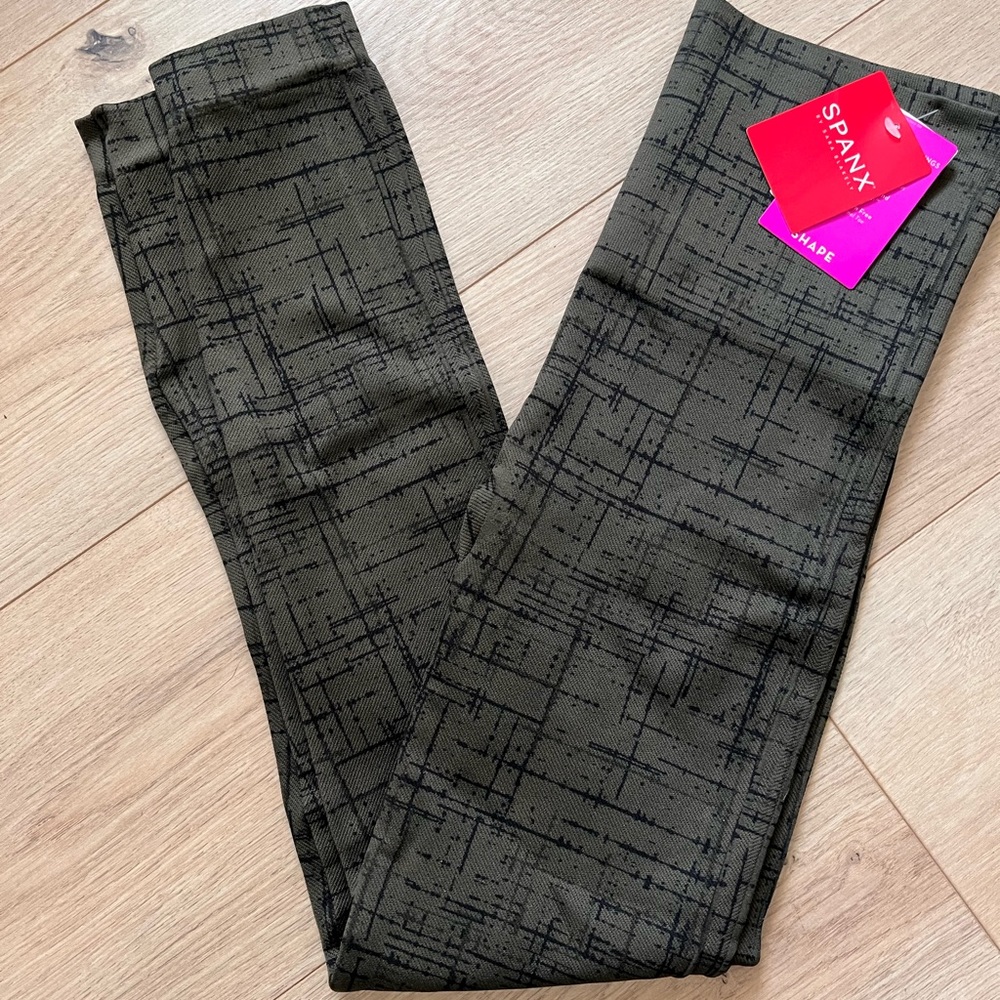 SPANX Womens Leggings S Green Black Look at Me Now Seamless Ankle High Waist